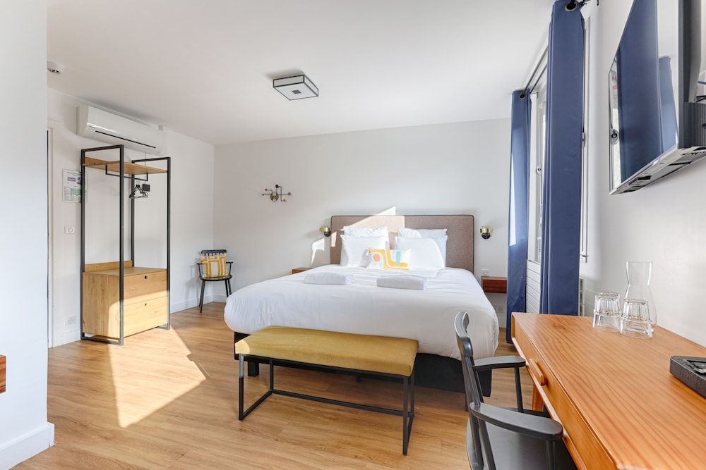 Standard Triple Room - Photo 5