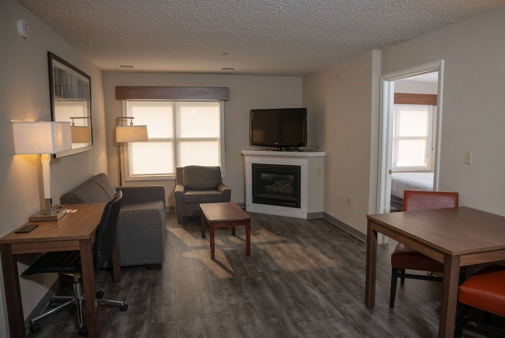 Suite, Multiple Beds, Non Smoking photo 1