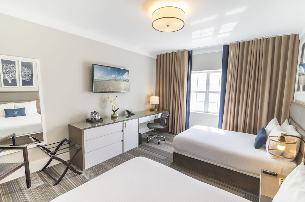Deluxe Double Room, 2 Double Beds - Photo 2