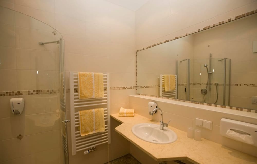 Single Room photo 2