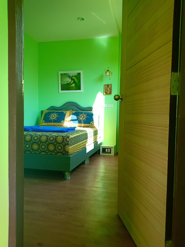 Standard Room (Green) photo 2