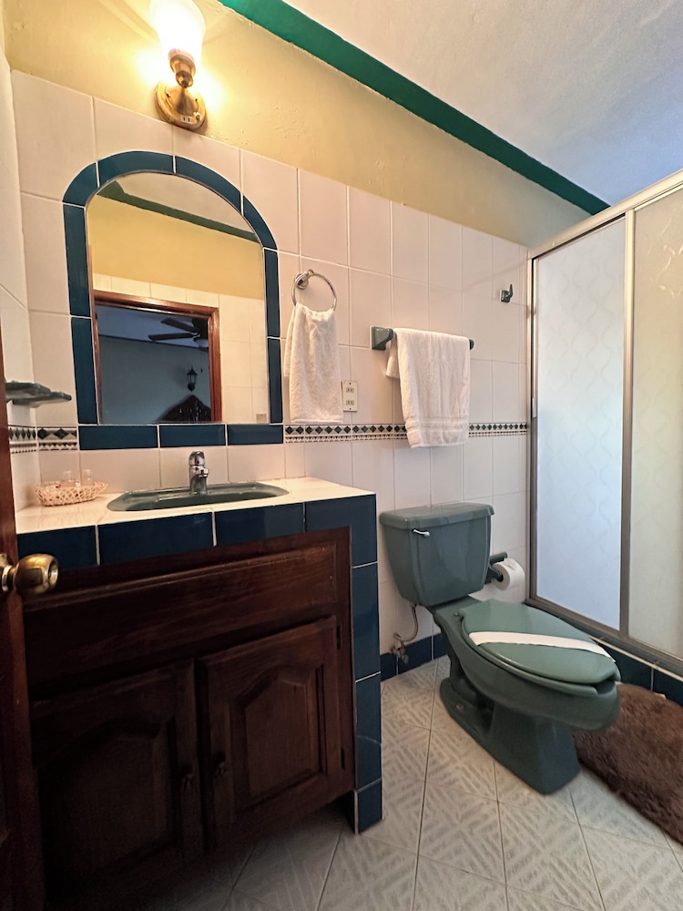 Classic Room - Photo 5