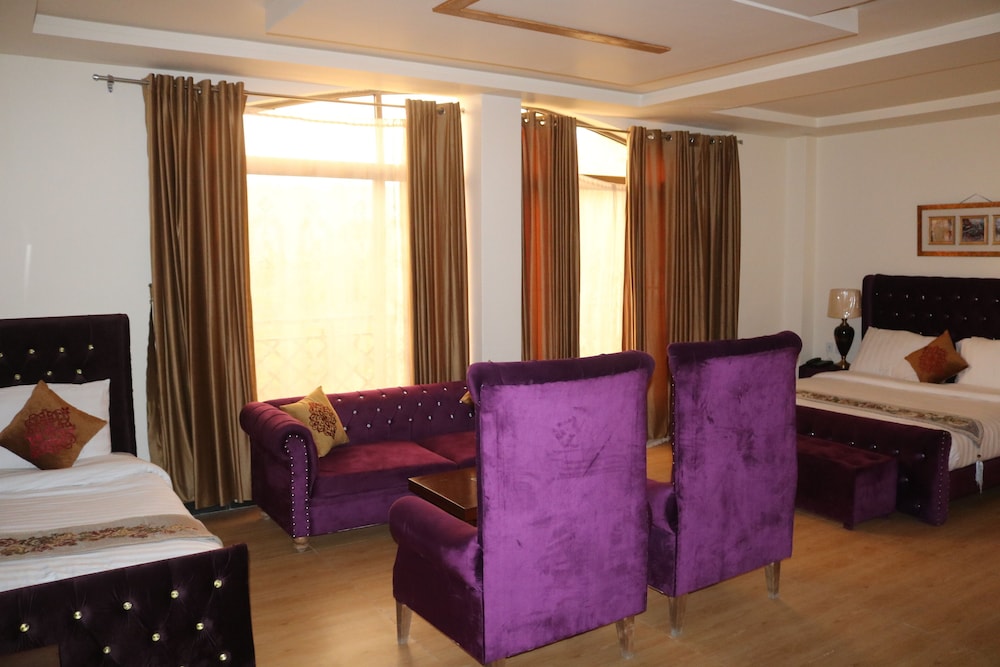 Executive Triple Room