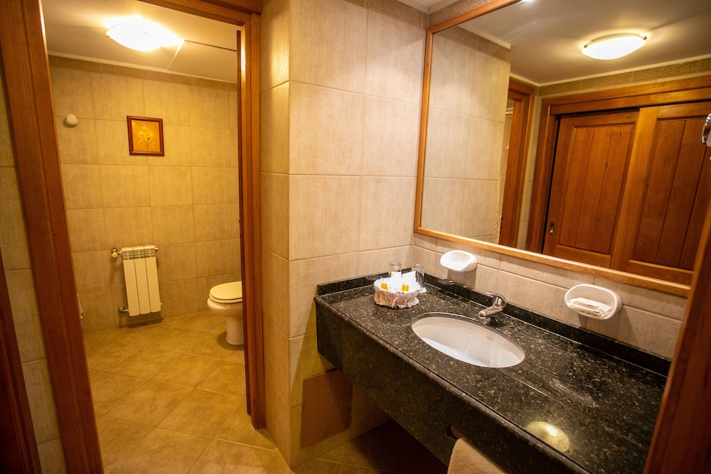 Superior Room, Lake View photo 3