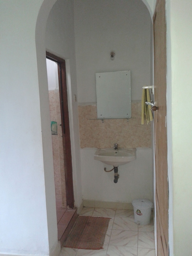 Room (Non A/C) photo 2
