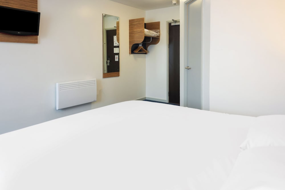 Standard Family of 3 Room - Photo 5