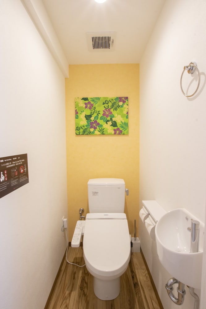 Twin Room - Photo 7