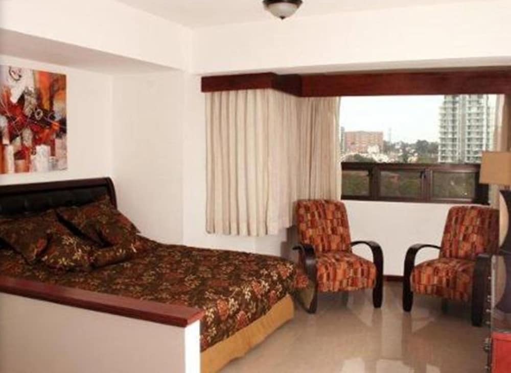 Standard Room, 1 King Bed photo 1
