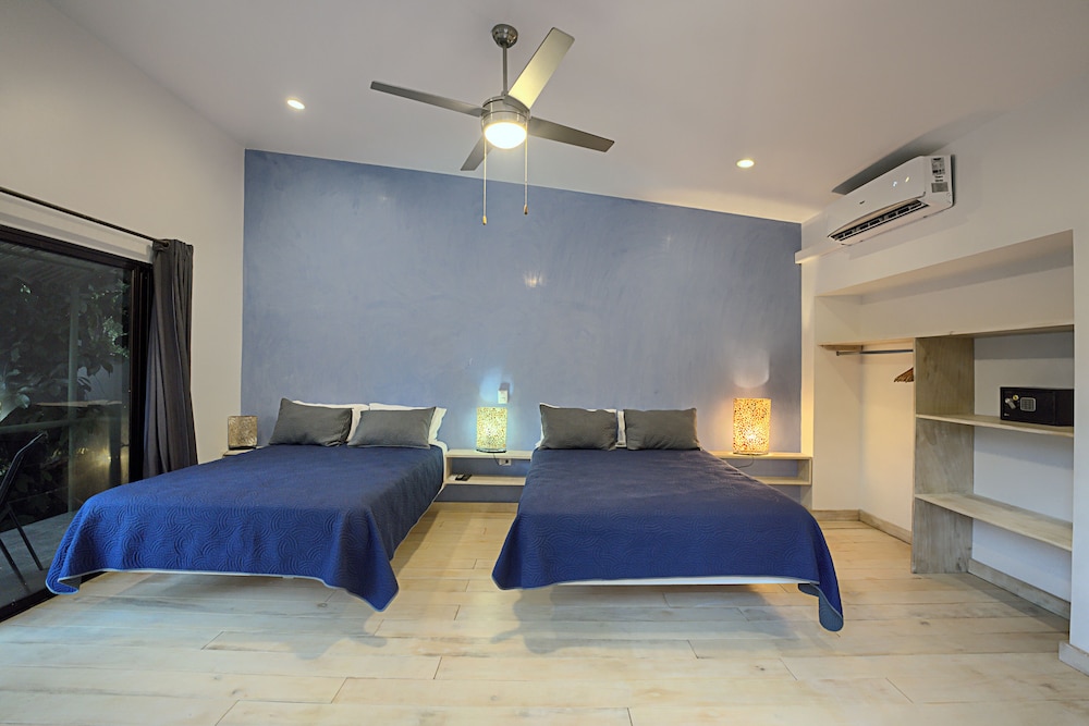 Deluxe Studio Suite photo 2