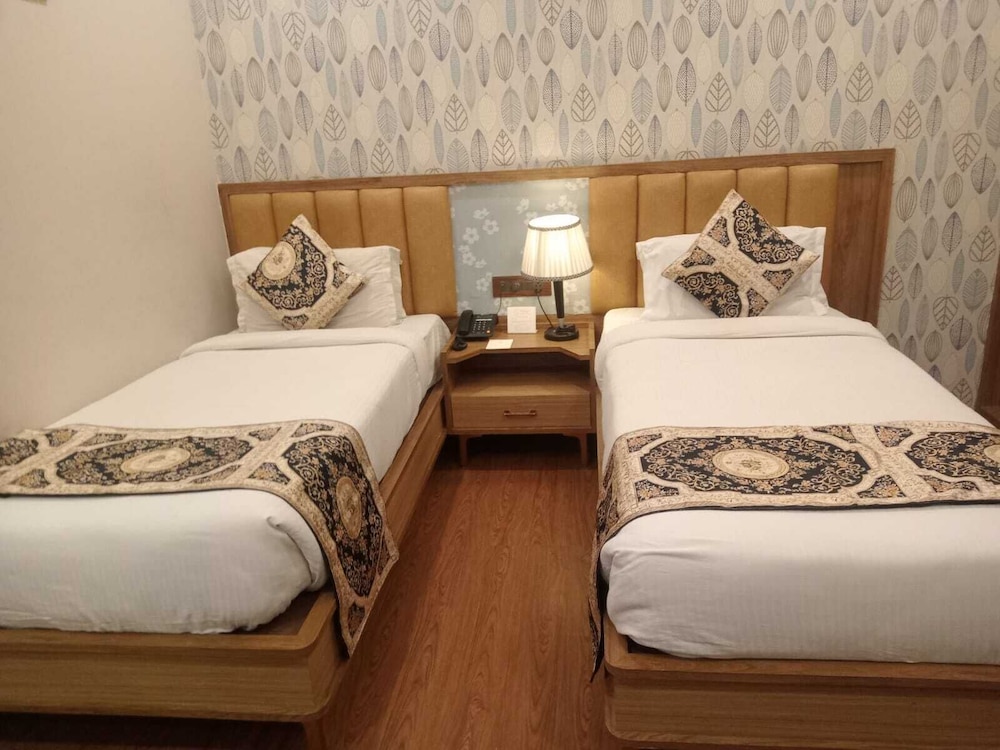 Executive Double or Twin Room - Photo 3