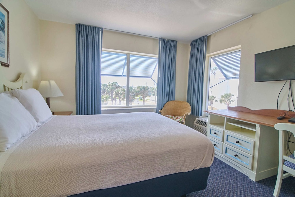 King / Queen Suite - 2nd Floor photo 2