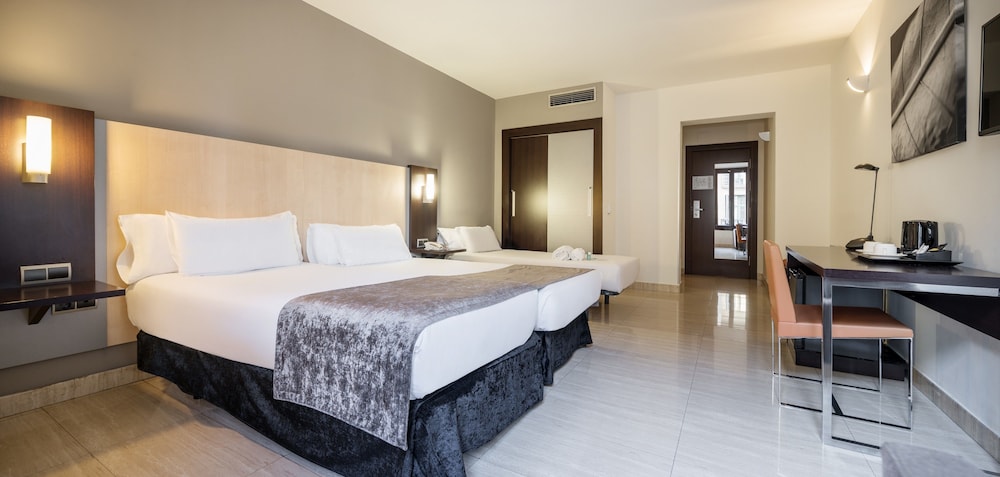 Triple Room, 2 adults and 1 child