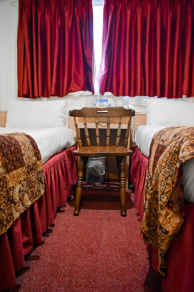 Classic Twin Room - Photo 3