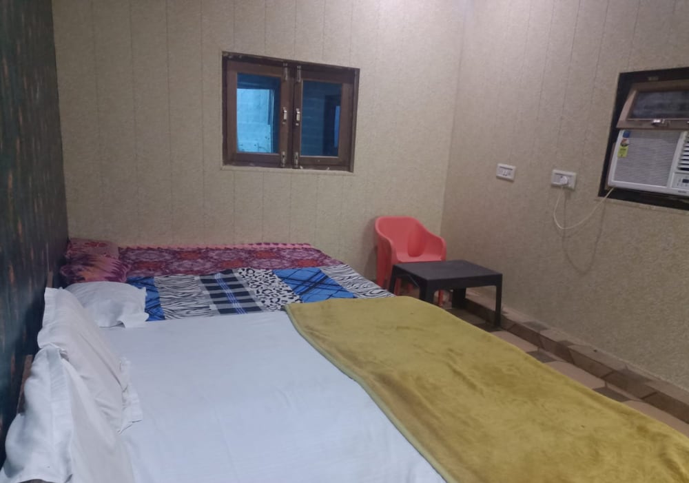 Deluxe Triple Room, City View - Photo 3