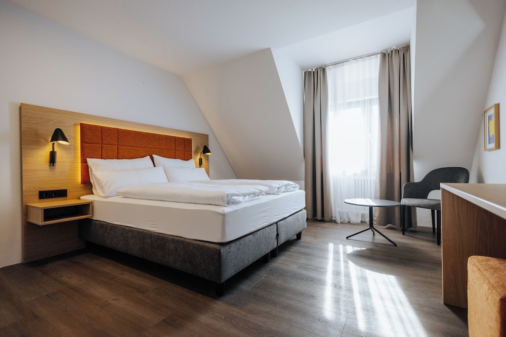 Classic Double Room
