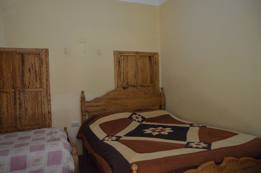 Standard Triple Room, Ensuite photo 2