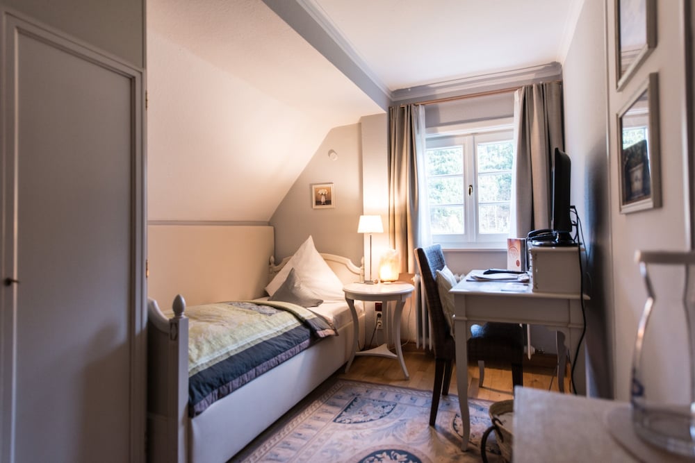 Classic Single Room, Garden View photo 1