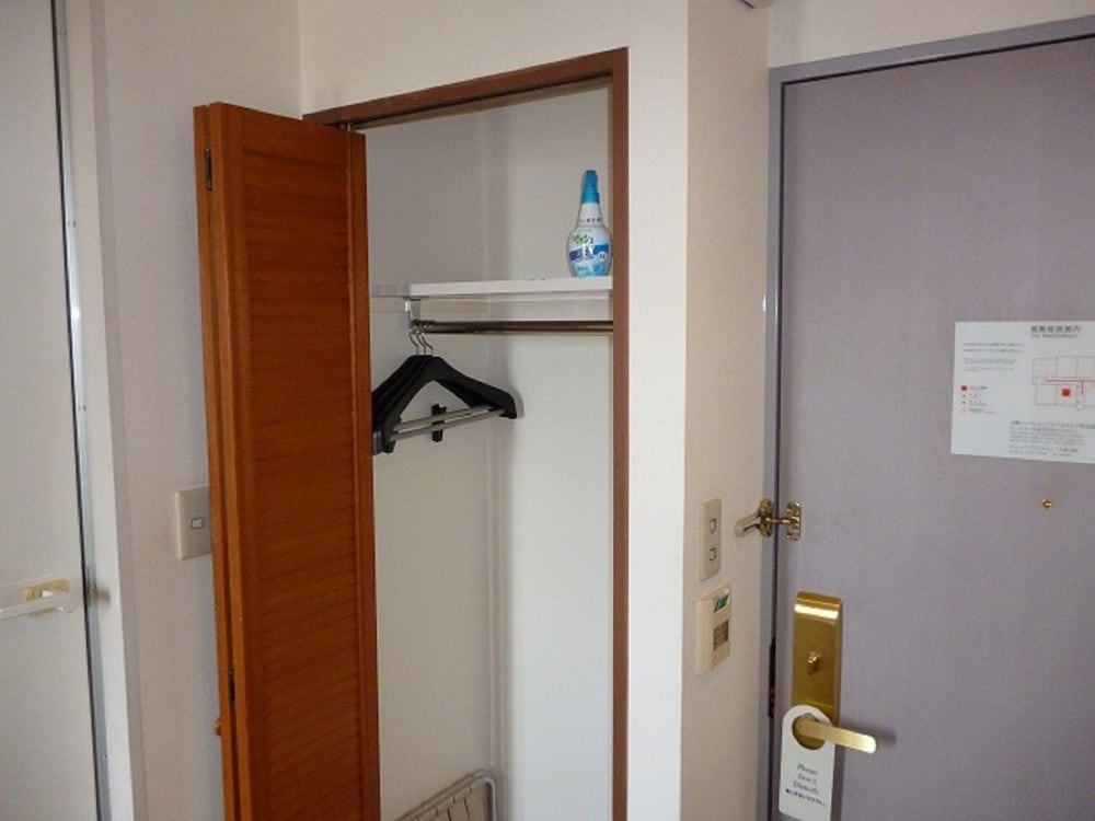 Single Room, Smoking photo 3
