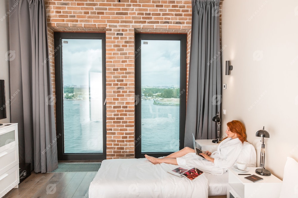 Suite, River View photo 3