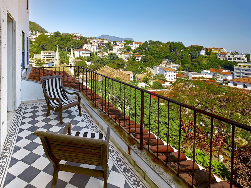 Deluxe Room, 1 King Bed, Balcony, Garden View (Serenity)