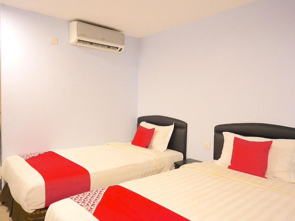 Standard Twin Room photo 2