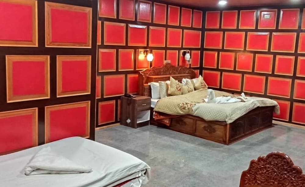 Deluxe Triple Room photo 2