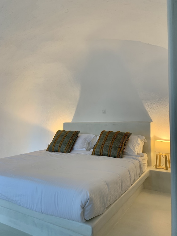 Junior Studio Suite