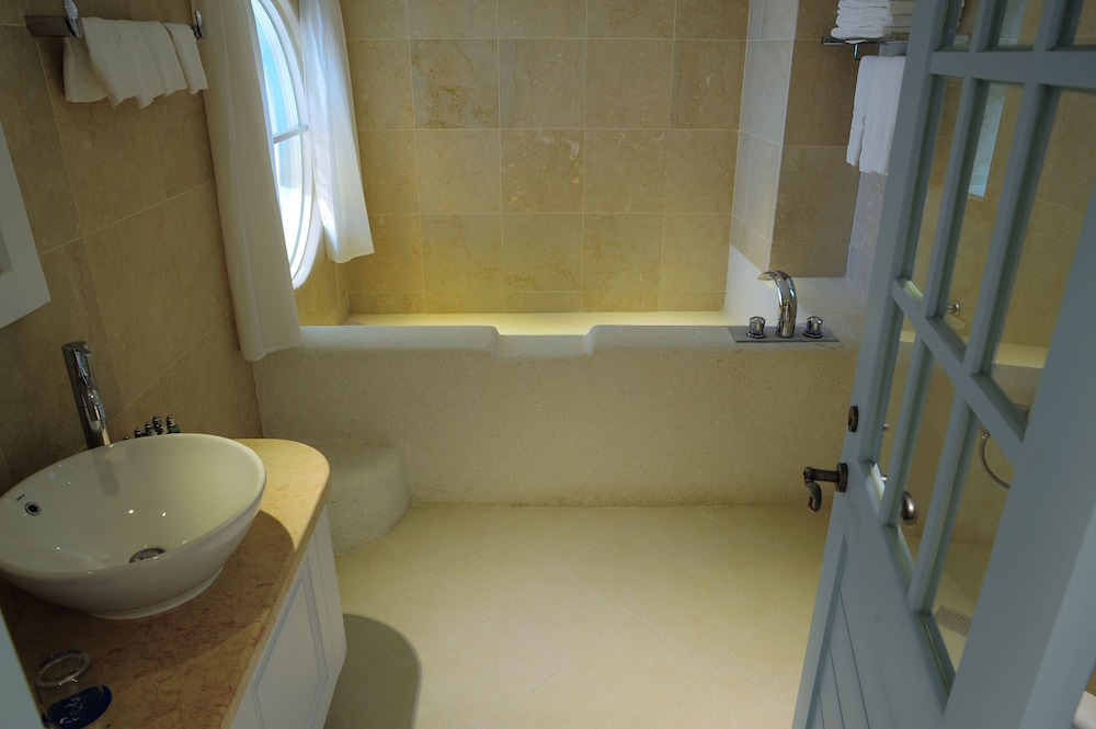 Quadruple Room (C) - Photo 2