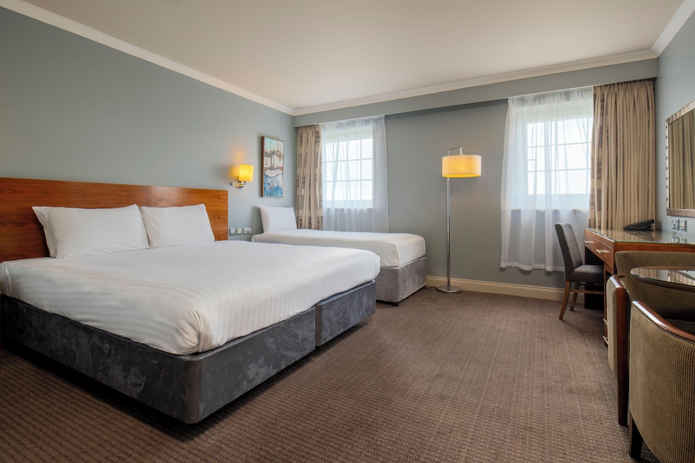 Family Room, Multiple Beds, Non Smoking - Photo 1