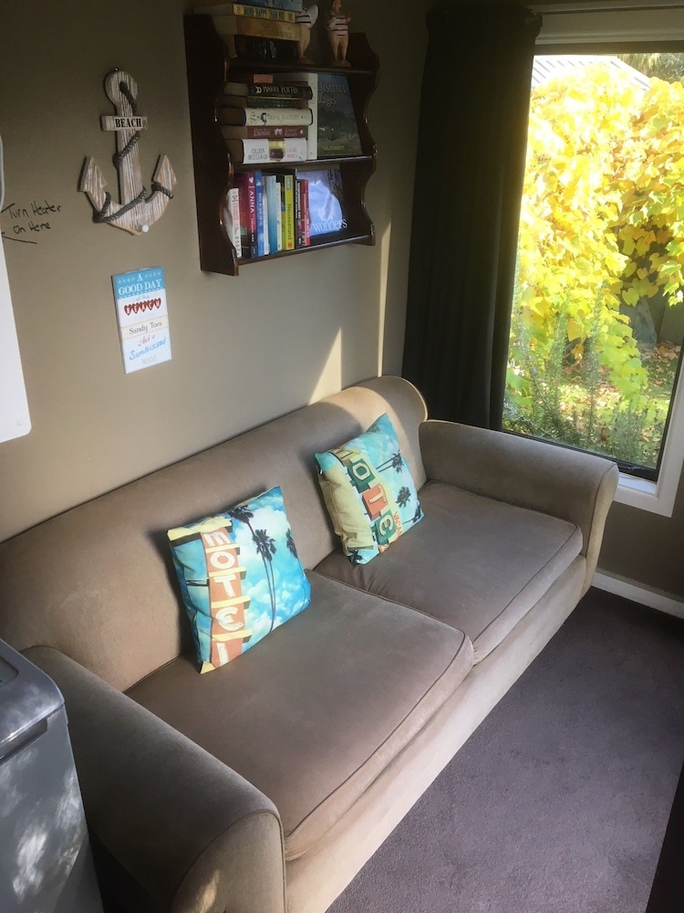 Room 6 photo 3