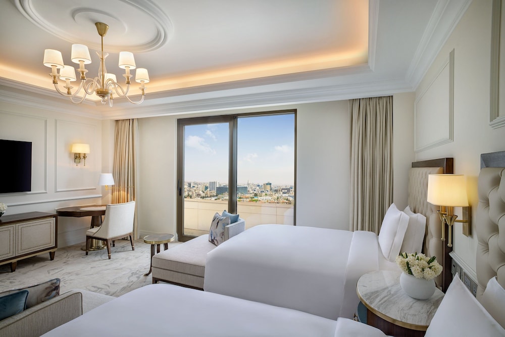 Suite, 1 King Bed, City View - Photo 15