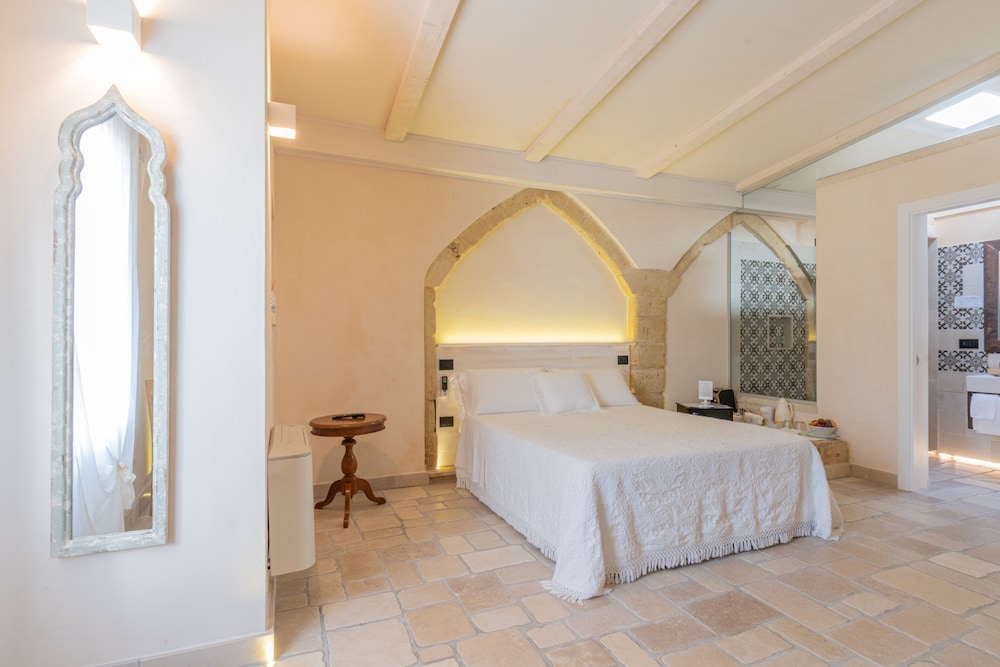 Junior Suite with Private Pool photo 3