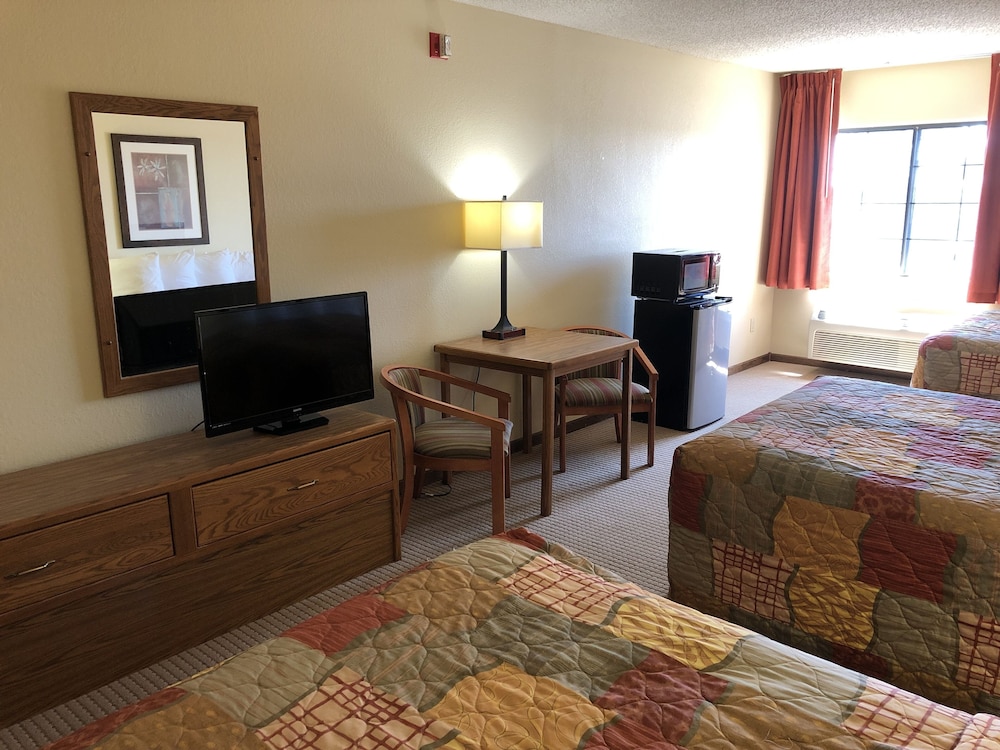 Studio Suite, Multiple Beds, Non Smoking - Photo 3