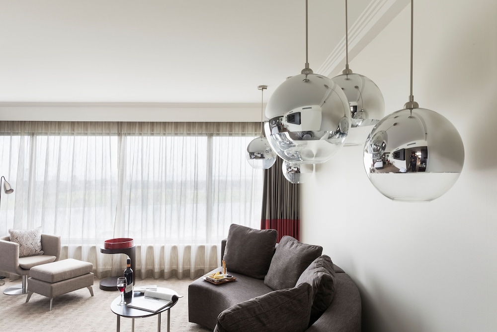 Superior Room, 2 Twin Beds, Lake View