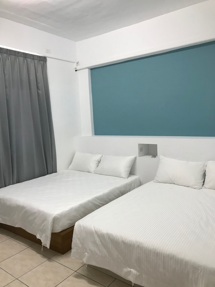Quadruple Room, Shared Bathroom - Photo 1