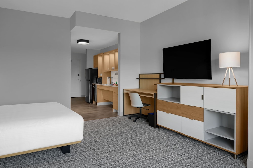 Studio, 2 Queen Beds