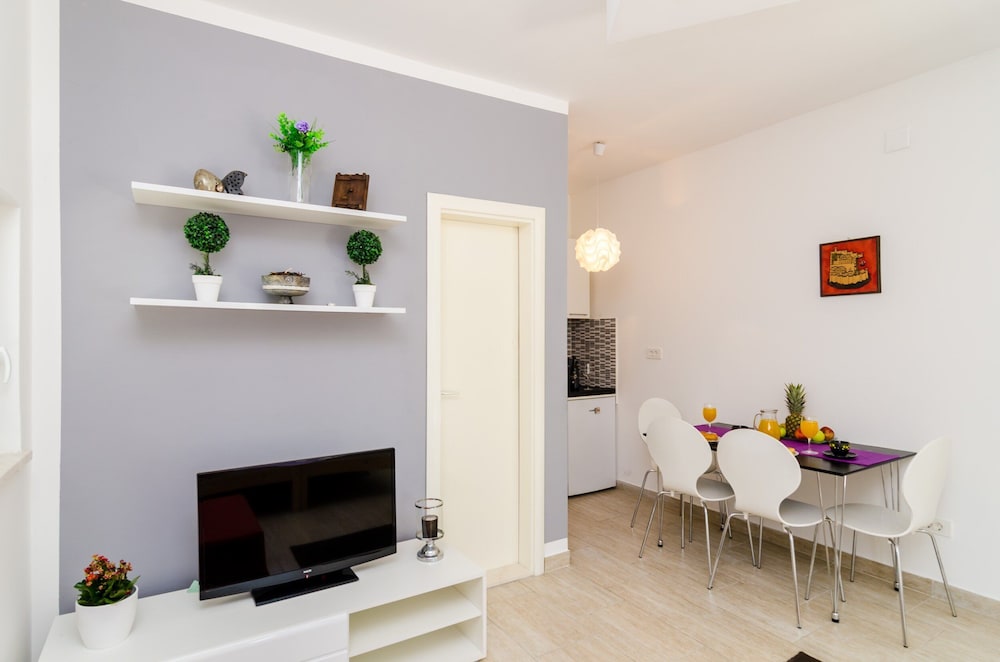 Studio (Comfort Studio Apartment With Terrace) - Photo 19