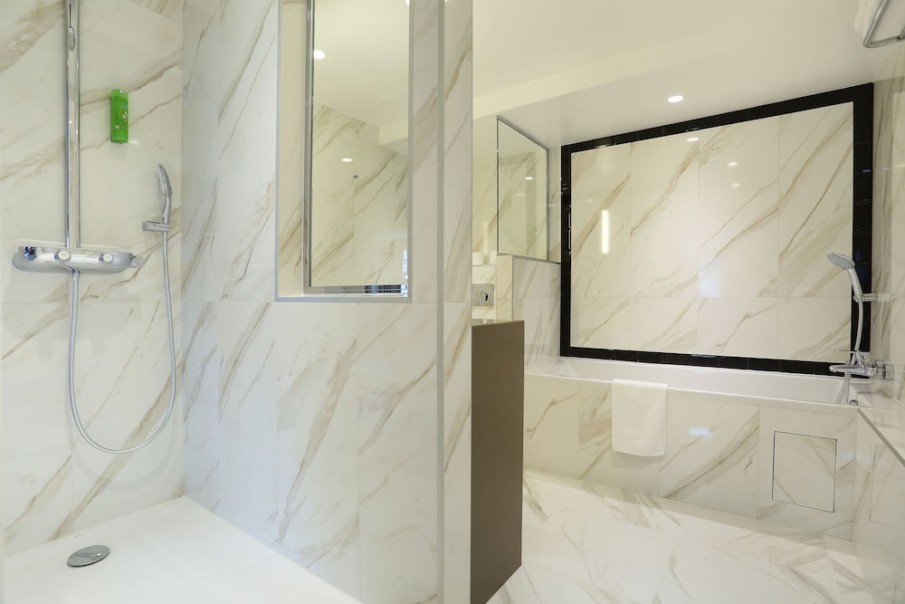 Executive Suite photo 3