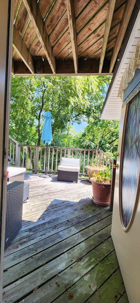 Luxury Room with Garden View, Nottinghamshire photo 2