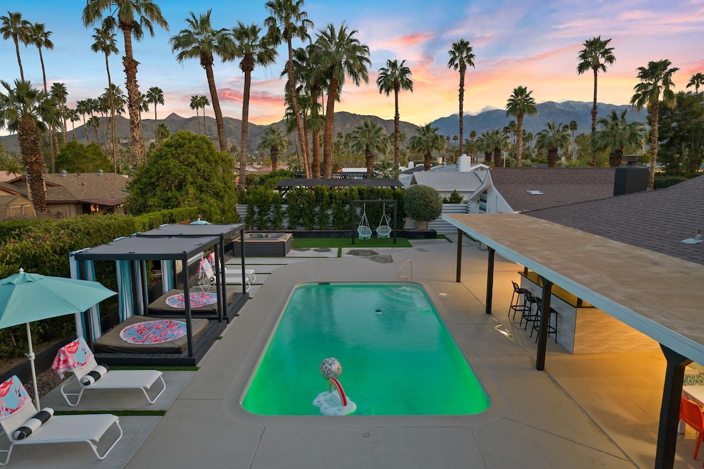 The Ritz - Luxury Home With Pool Speakeasy Bar, Billede 9