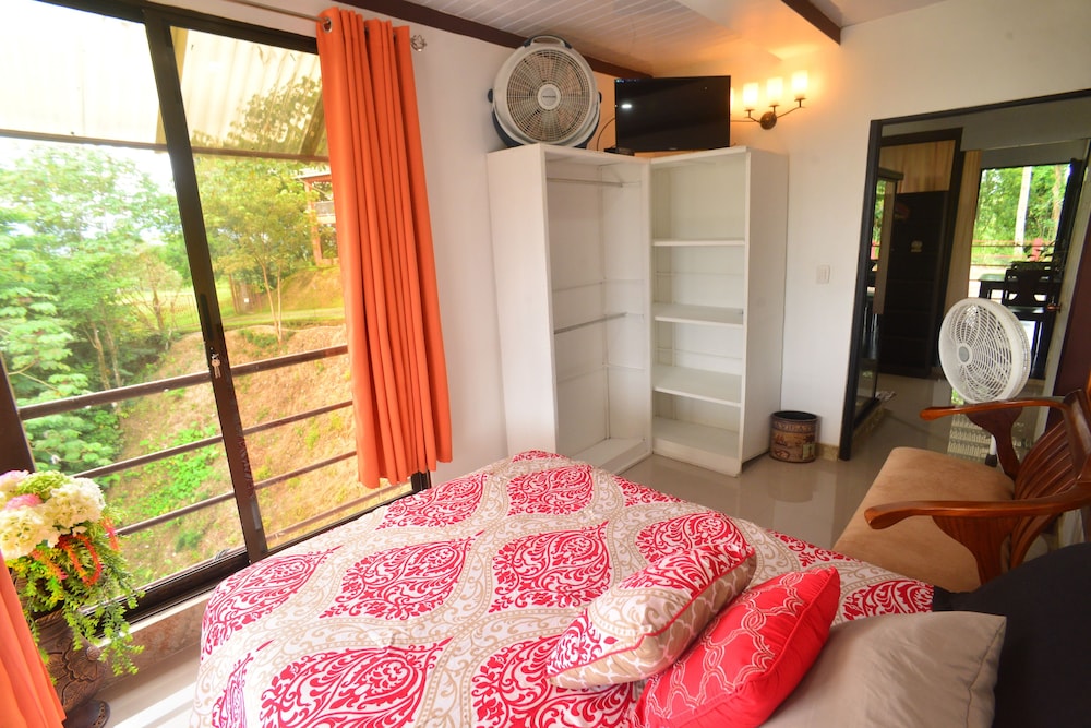 Deluxe House, Multiple Beds, Non Smoking, Mountain View photo 1