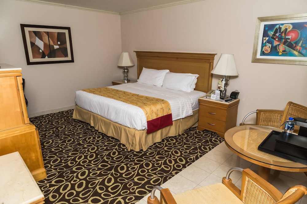 Executive Room, 1 King Bed