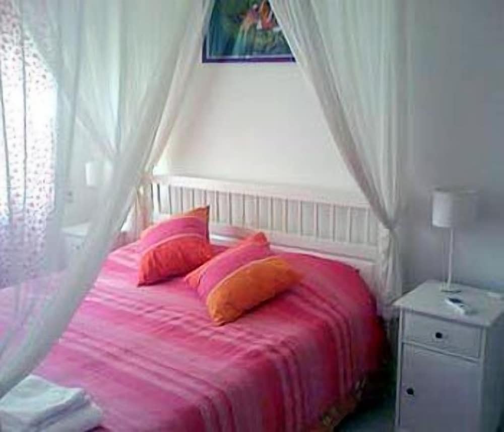 Apartment (2)