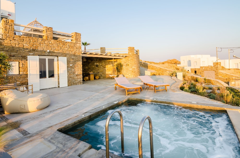 Superior Suite, Private Pool, Sea View photo 3