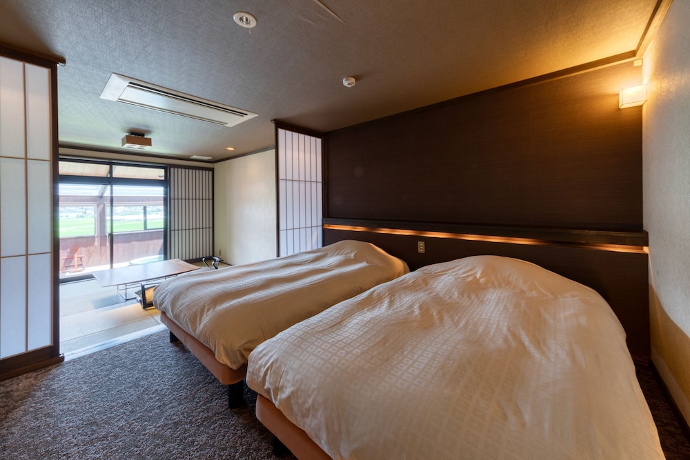 Main Room 2F -cosmos- with Fine View bath (Caters to 7years old or older) photo 2