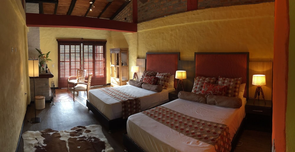 Suite, 2 Double Beds