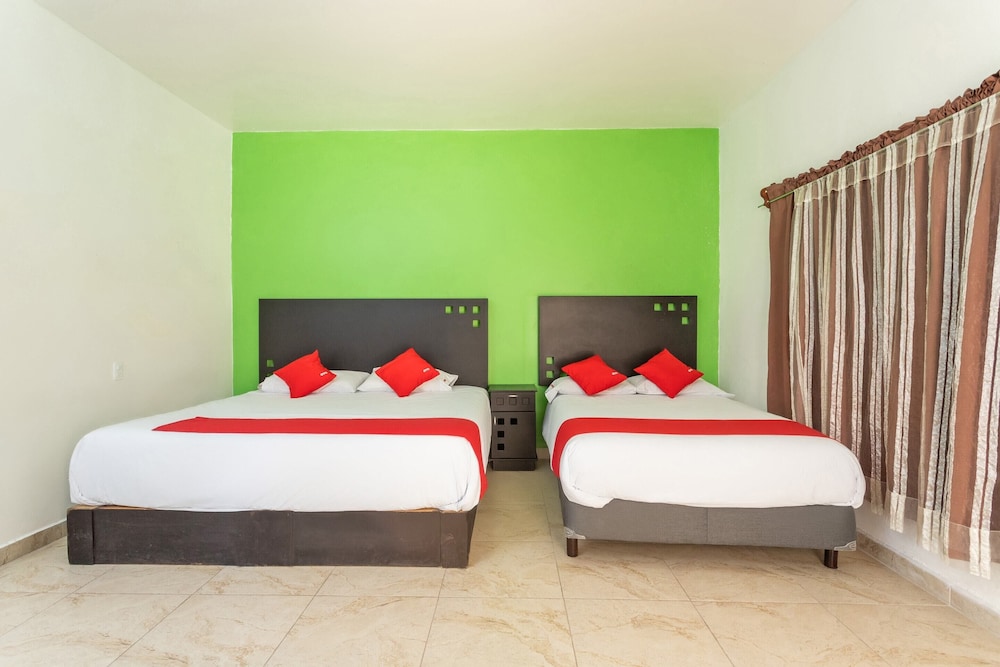 Standard Room, 2 Double Beds - Photo 2