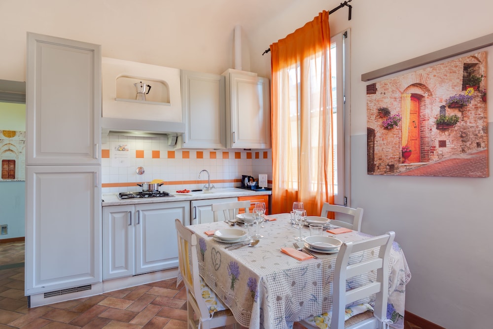 Apartment, 2 Bedrooms (Arancio, Via della condotta 16) photo 2