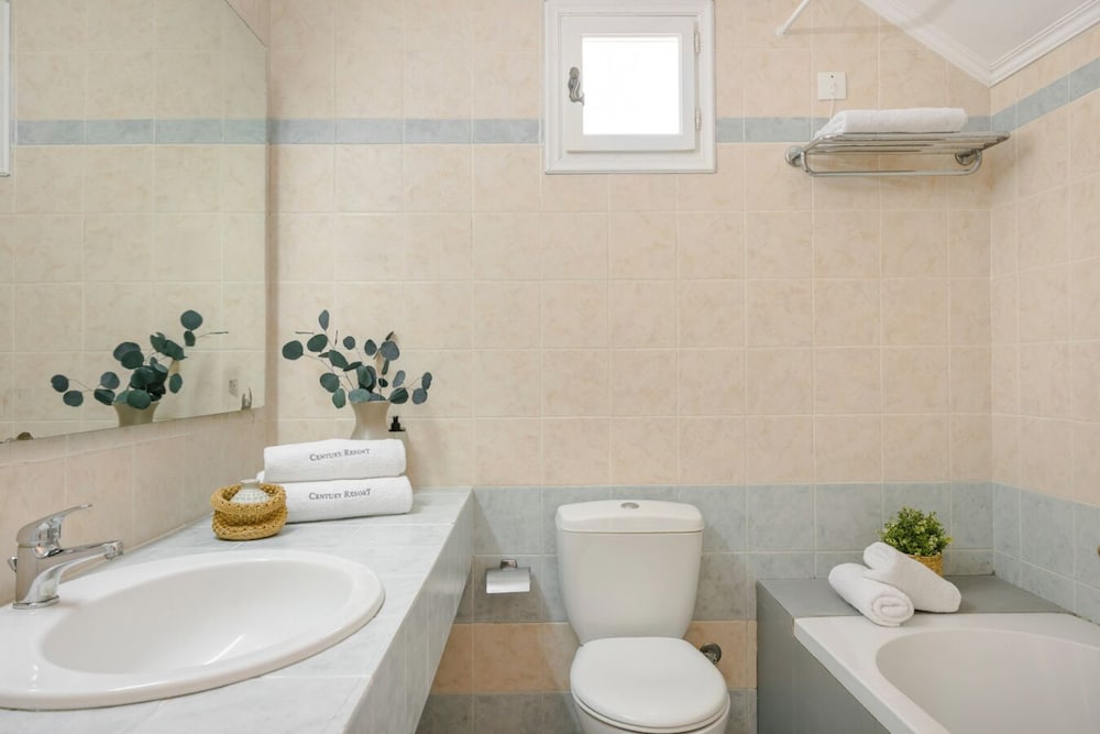Family Apartment, 1 Bedroom, Sea View - Photo 11