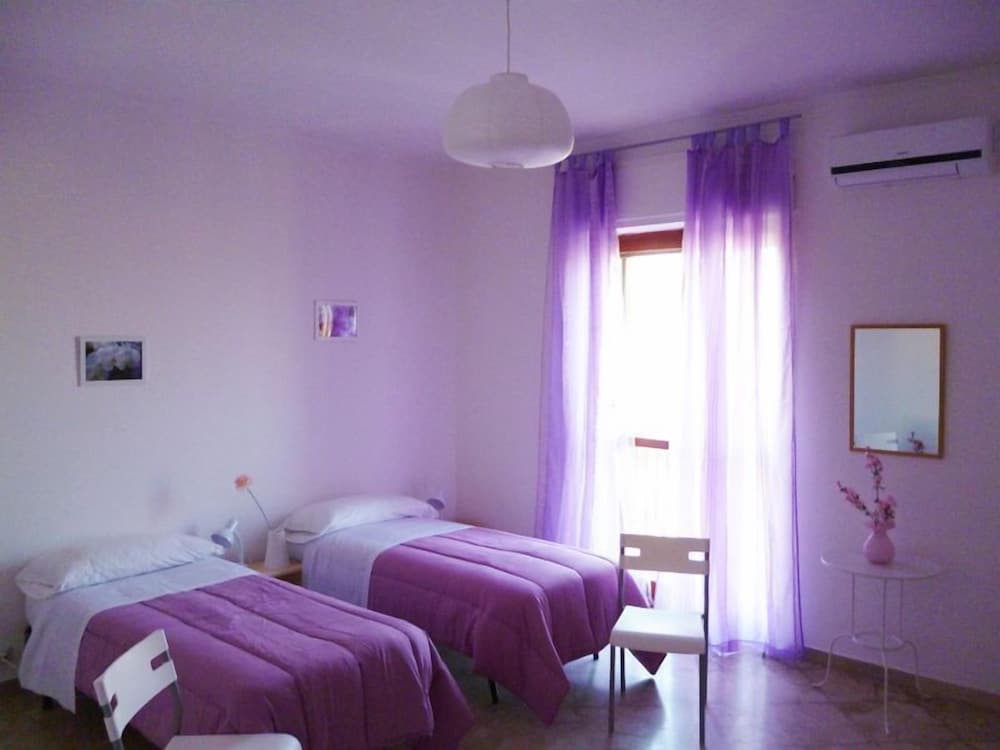 Classic Triple Room, Sea View photo 1